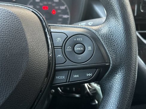 Used 2023 Toyota Corolla LE FWD image 22