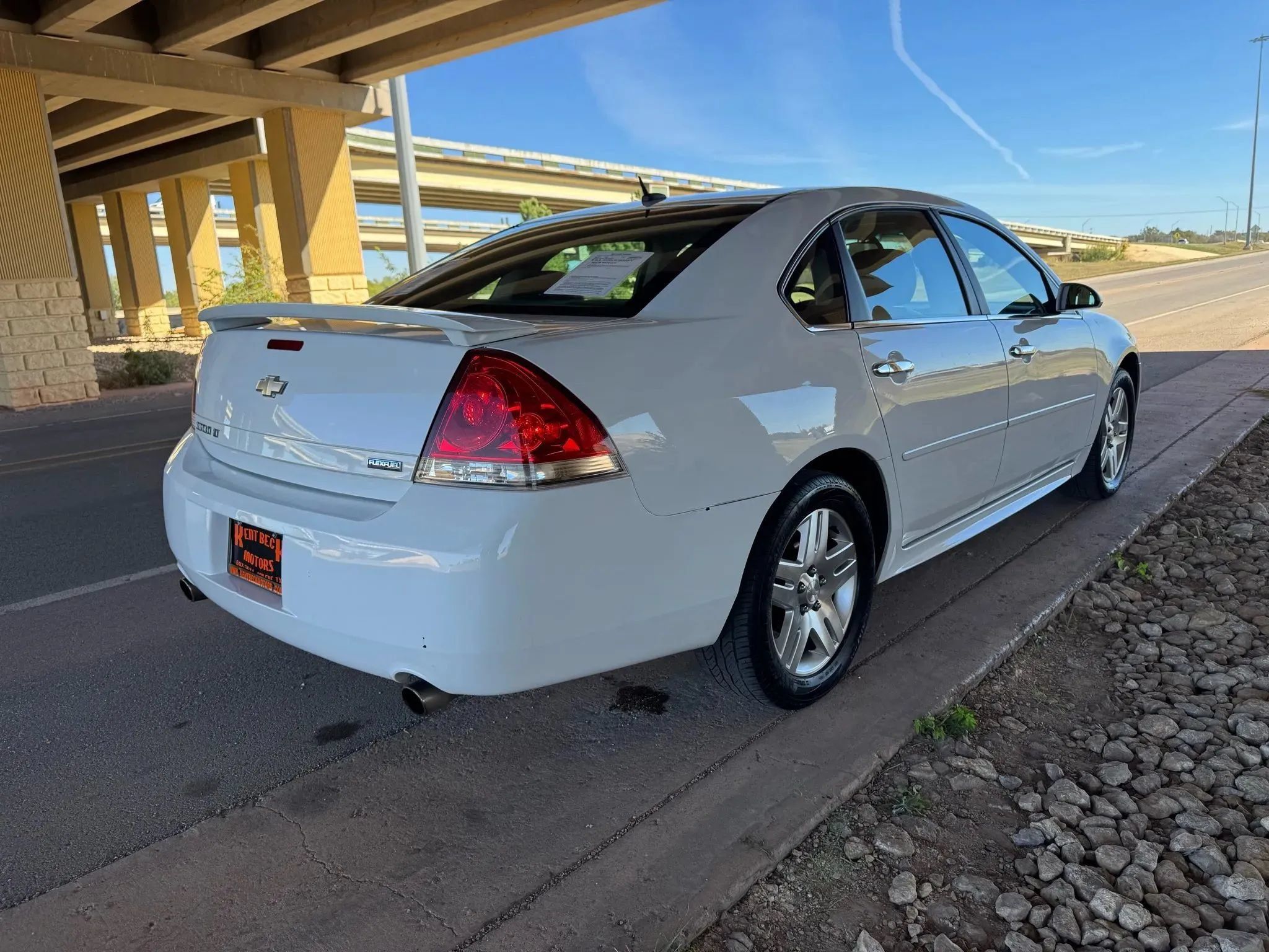 Used 2013 Chevrolet Impala LT w/ LT Sunroof Package FWD image 3