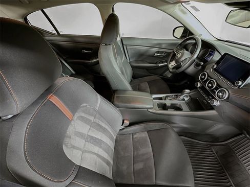 Used 2022 Nissan Sentra SR w/ Trunk Package image 25