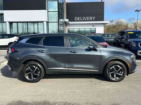 Used 2025 Kia Sportage LX image 24