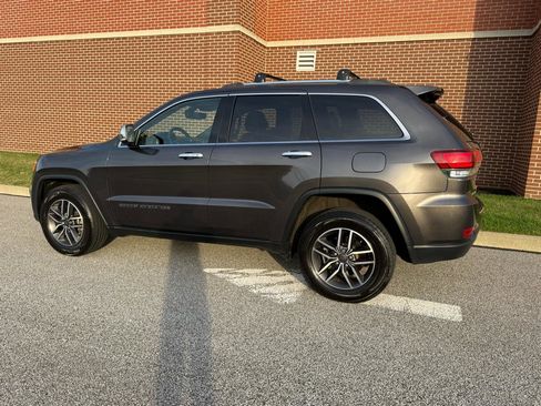 Used 2021 Jeep Grand Cherokee Limited AWD/4WD image 10
