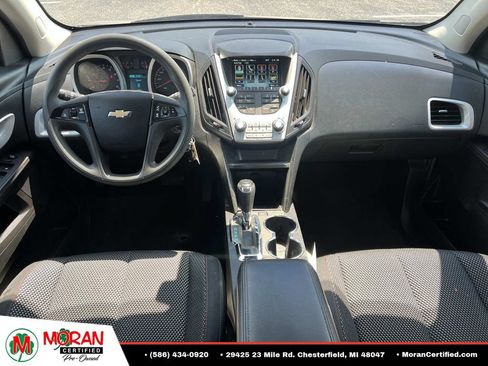 Used 2017 Chevrolet Equinox LS AWD/4WD image 13