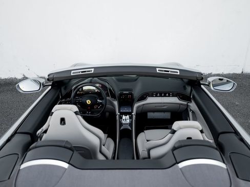 Certified 2024 Ferrari Roma Spider image 17