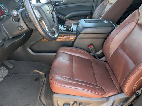 Used 2019 Chevrolet Tahoe Premier w/ Premier Plus Edition image 6