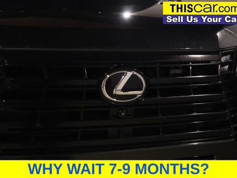 Used 2025 Lexus GX 550 w/ Accessory Package (2T) AWD/4WD image 12