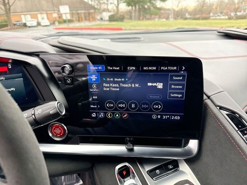 Used 2023 Chevrolet Corvette Stingray Premium Conv w/ Z51 Performance Package image 18