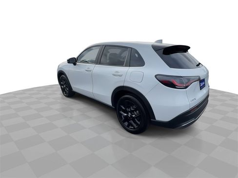 Used 2024 Honda HR-V Sport image 6