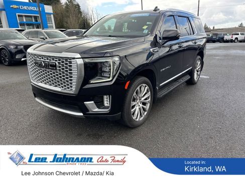 Used 2022 GMC Yukon Denali w/ Max Trailering Package image 1
