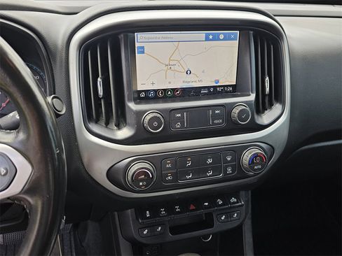 Used 2022 Chevrolet Colorado ZR2 image 9