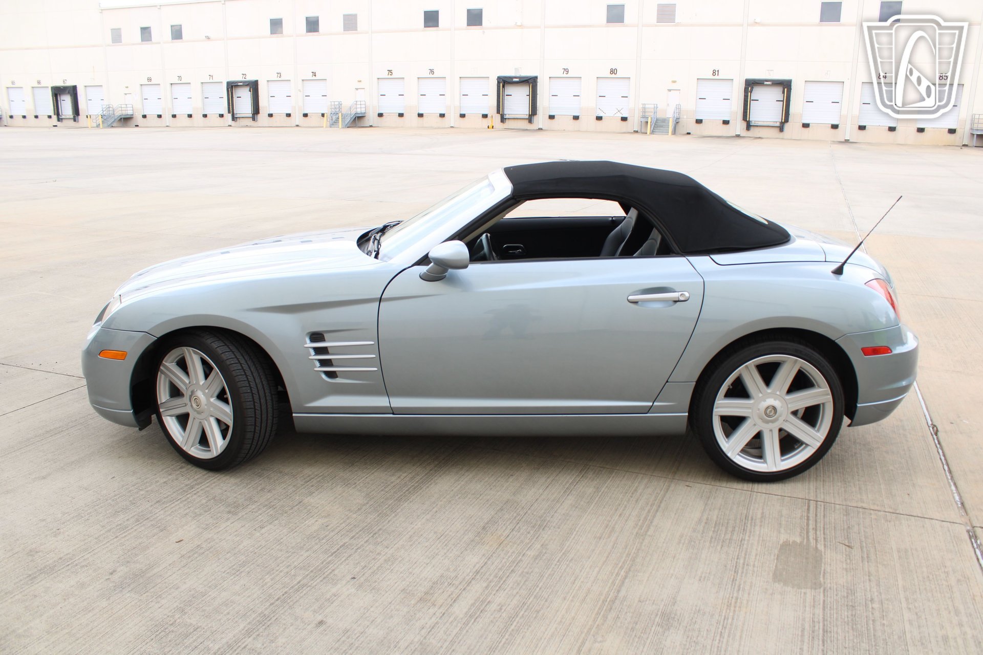 Used 2005 Chrysler Crossfire Limited RWD image 13