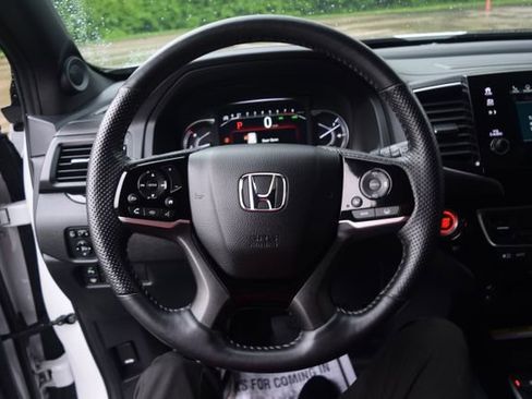 Used 2023 Honda Passport Elite image 4