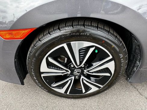 Used 2017 Honda Civic EX-T image 10