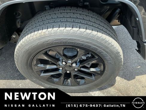 Used 2023 Jeep Wrangler Unlimited Sahara w/ Cold Weather Group AWD/4WD image 28