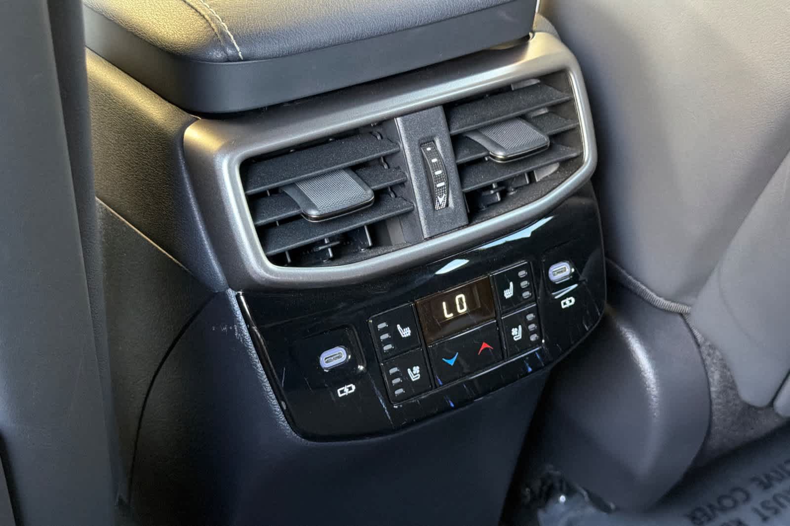 Certified 2024 Lexus RX 450h AWD w/ Convenience Package image 14
