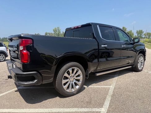 Used 2020 Chevrolet Silverado 1500 High Country AWD/4WD image 6