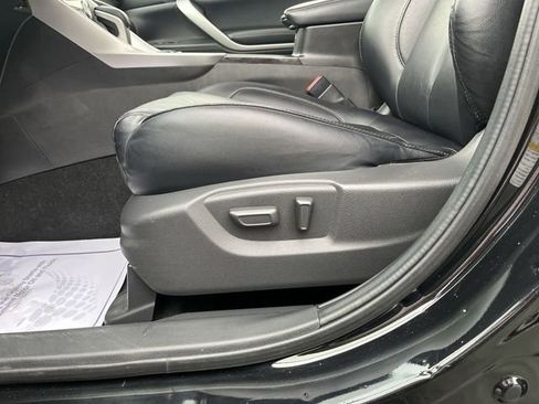 Used 2023 Mitsubishi Eclipse Cross SEL image 16