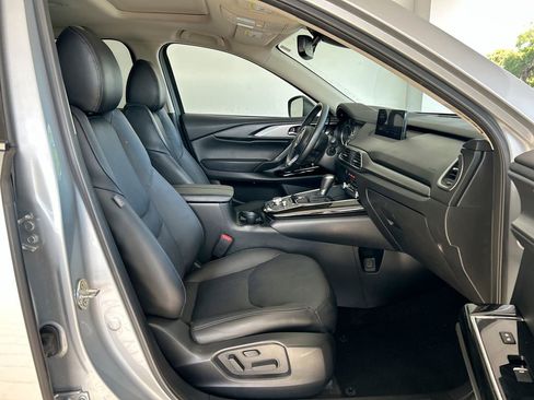 Used 2023 MAZDA CX-9 Touring image 32