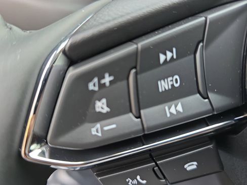 New 2025 MAZDA CX-5 AWD 2.5 S w/ Select Package image 17