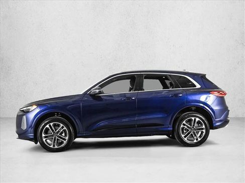 New 2025 Audi Q5 Premium image 9