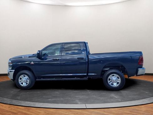 New 2026 RAM 2500 Tradesman AWD/4WD image 11