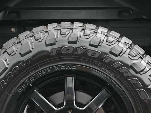 Used 2017 RAM 2500 Limited AWD/4WD image 44