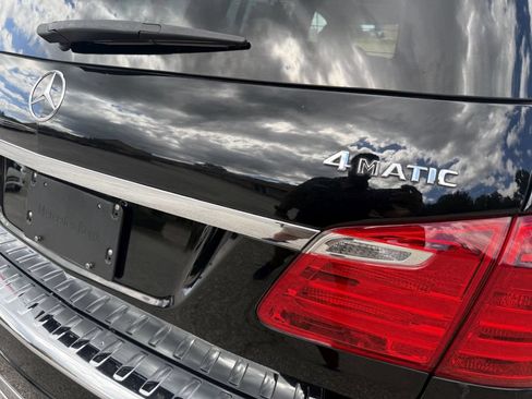 Used 2015 Mercedes-Benz GL 450 4MATIC image 9