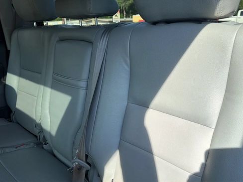 Used 2012 Toyota Tundra 4x4 CrewMax w/ SR5 Pkg image 26