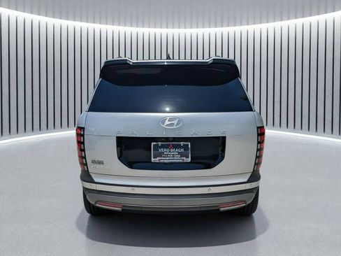 Used 2026 Hyundai Palisade SEL Premium FWD image 5