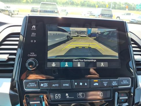 Used 2021 Honda Odyssey Touring image 21
