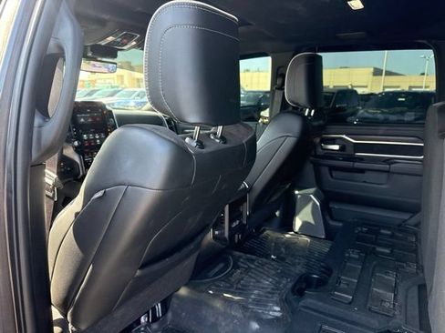 Used 2025 RAM 2500 Laramie AWD/4WD image 21