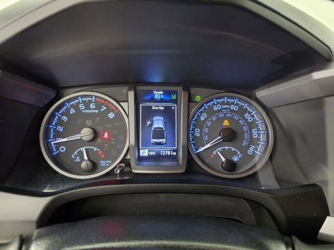 Used 2023 Toyota Tacoma TRD Off-Road w/ Technology Package AWD/4WD image 20