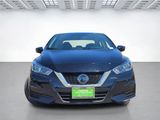 Used 2020 Nissan Versa SV image 2