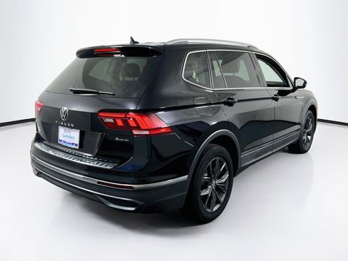 Used 2022 Volkswagen Tiguan SE AWD/4WD image 5