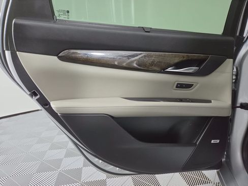 Used 2017 Cadillac CT6 Luxury AWD/4WD image 19