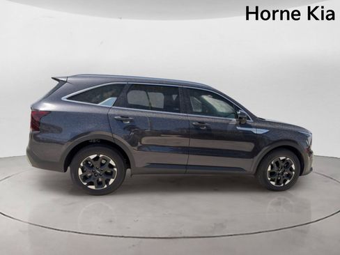 New 2026 Kia Sorento S w/ S Panoramic Sunroof Package FWD image 3