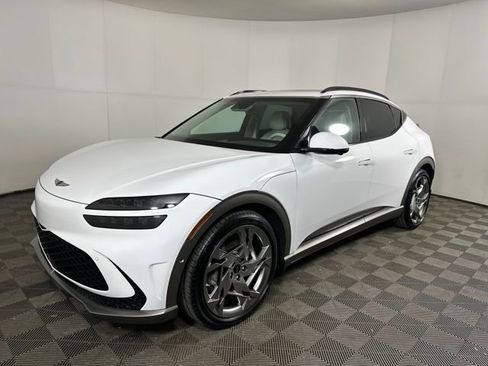 Used 2023 Genesis GV60 Performance image 7