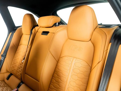 Used 2025 Audi RS 6 performance image 29