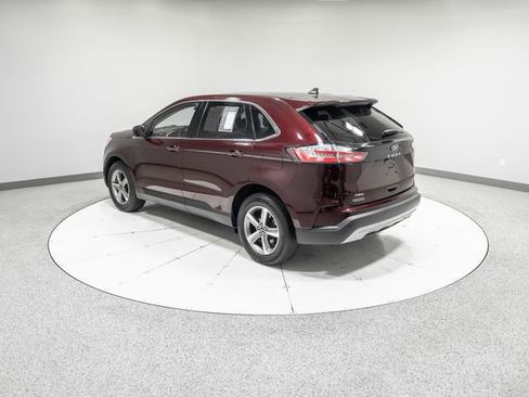 Used 2021 Ford Edge SEL w/ Convenience Package FWD image 32