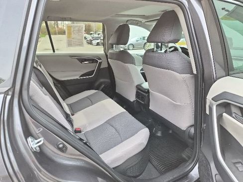 Used 2024 Toyota RAV4 XLE w/ Convenience Package AWD/4WD image 14
