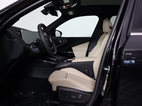 New 2026 BMW X3 xDrive30i w/ Premium Package AWD/4WD image 5