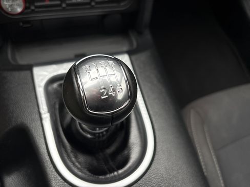 Used 2018 Ford Mustang GT w/ Black Accent Pkg RWD image 12