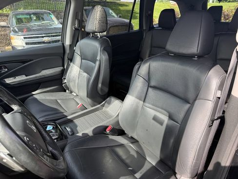 Used 2016 Honda Pilot Touring image 17