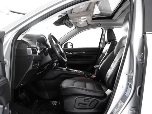 Used 2017 MAZDA CX-5 Grand Touring FWD image 3