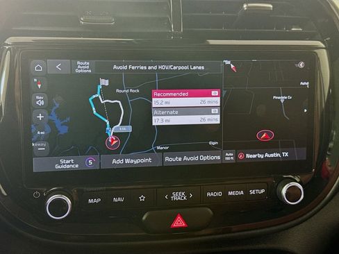 Used 2024 Kia Soul EX w/ Option Group 015 FWD image 16
