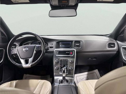 Used 2015 Volvo S60 T5 Premier Plus image 23