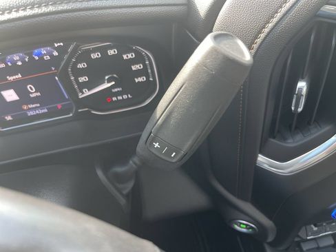 Used 2022 GMC Sierra 2500 AT4 w/ AT4 Premium Plus Package AWD/4WD image 16