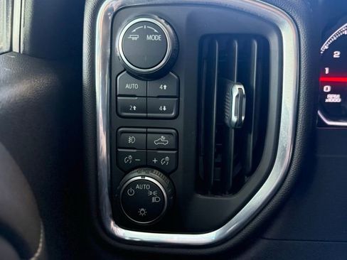 Used 2021 Chevrolet Silverado 1500 RST image 27