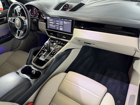 Used 2019 Porsche Cayenne S AWD/4WD image 52