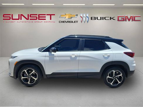 Certified 2021 Chevrolet TrailBlazer RS w/ Sun and Liftgate Package FWD image 7