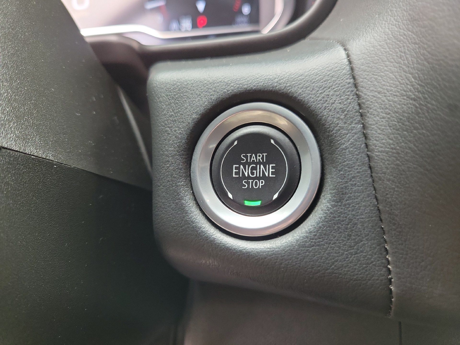 Used 2024 GMC Yukon AT4 AWD/4WD image 36